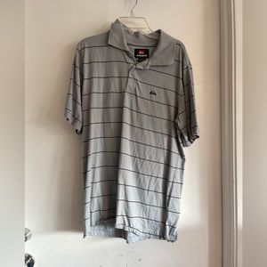Medium in men’s quicksilver collard shirt grey and black